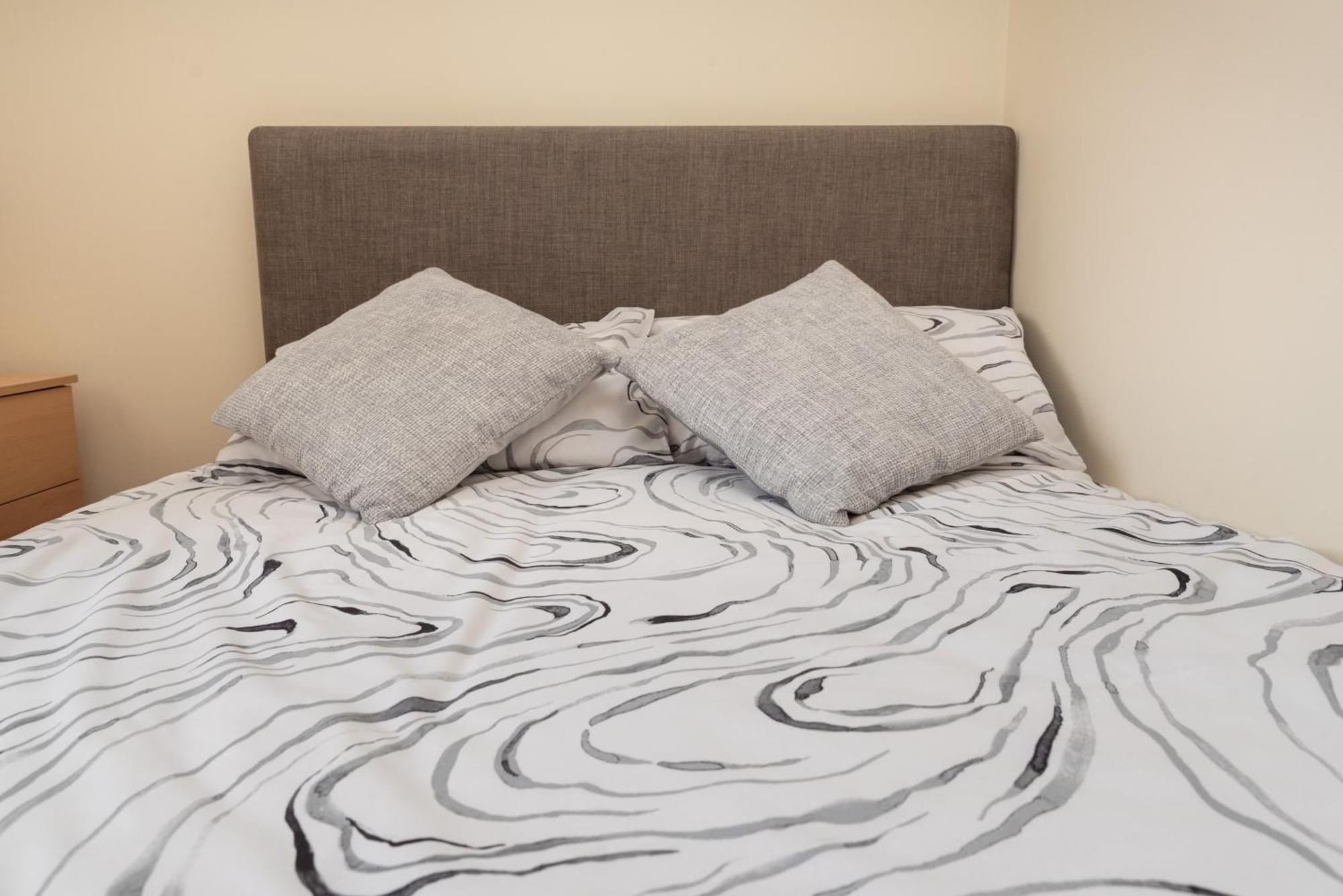 Cozy One Bedroom - Cardiff City Centre Apartment מראה חיצוני תמונה